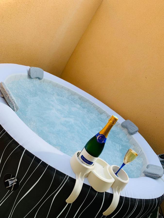 Appartement Avec Jardin Privatif Cazouls-les-Beziers Luaran gambar